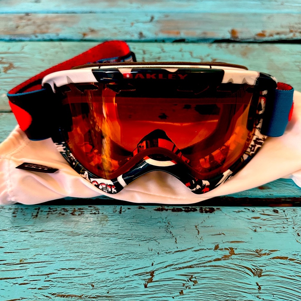 Oakley - CHILDREN - Ski Goggles